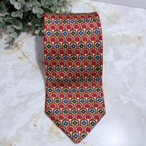 NWOT Tom James Men's Silk Print Tie Made In USA Red/Green/Blue 3 3/4"W x 58 1/2"
